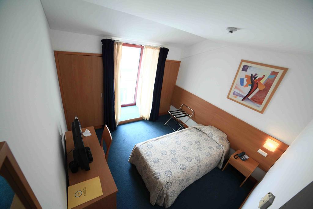 Hotel Matriz Понта-Делгада Экстерьер фото